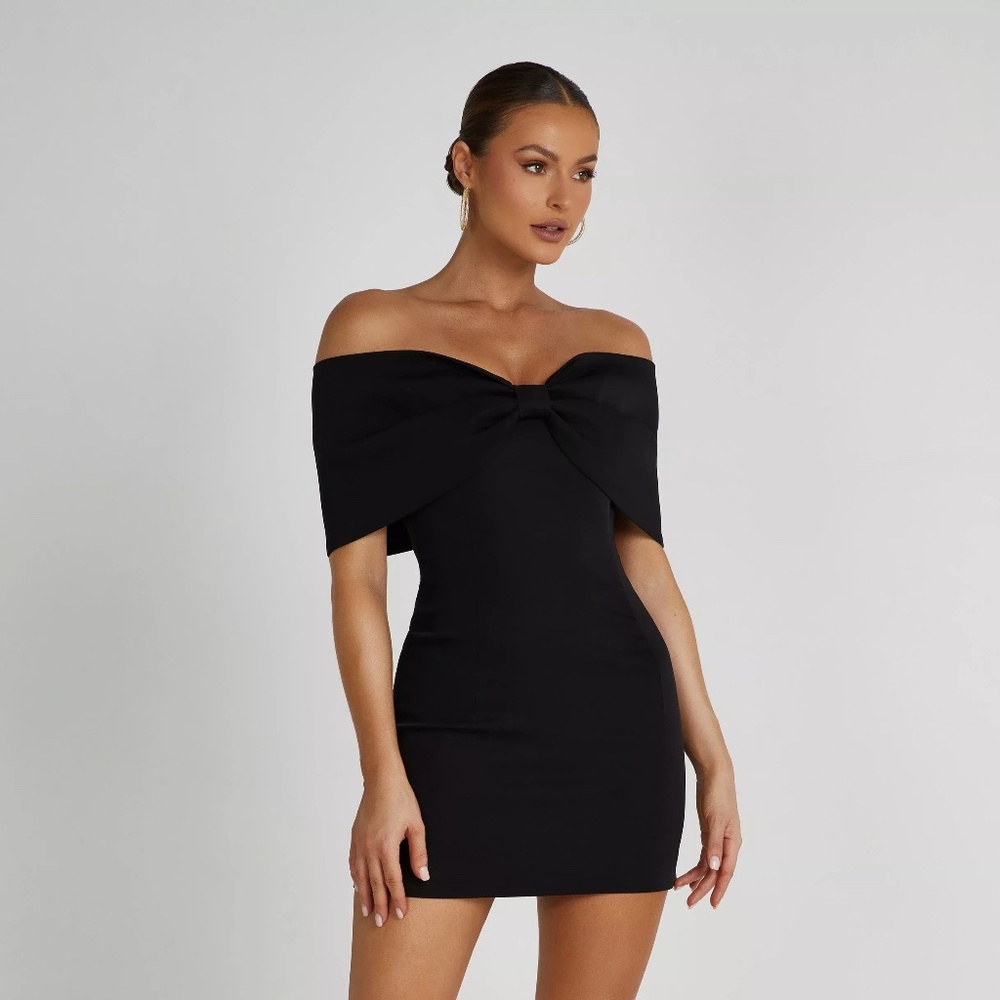 Gwyneth Off Shoulder Bow Mini Dress Black